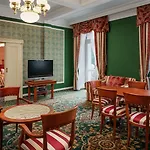 Imperial ホテル 5*