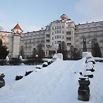Imperial ホテル 5*
