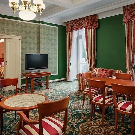 Отель Imperial