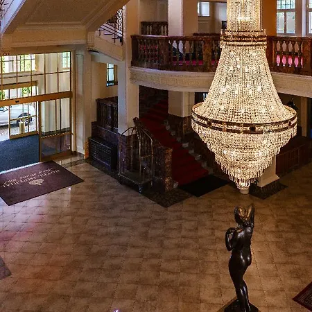 Imperial Hotel KLV