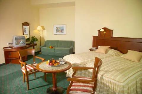 Imperial 5*